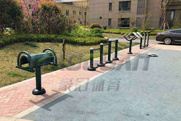 室外健身器材新國(guó)標(biāo).jpg 室外健身器材新國(guó)標(biāo).jpg